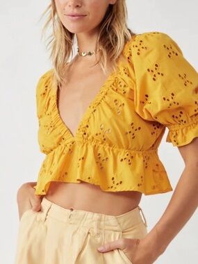 Free People Eyelet Gardenia Top Golden Girl Size Small Womens Crop Boho Festival